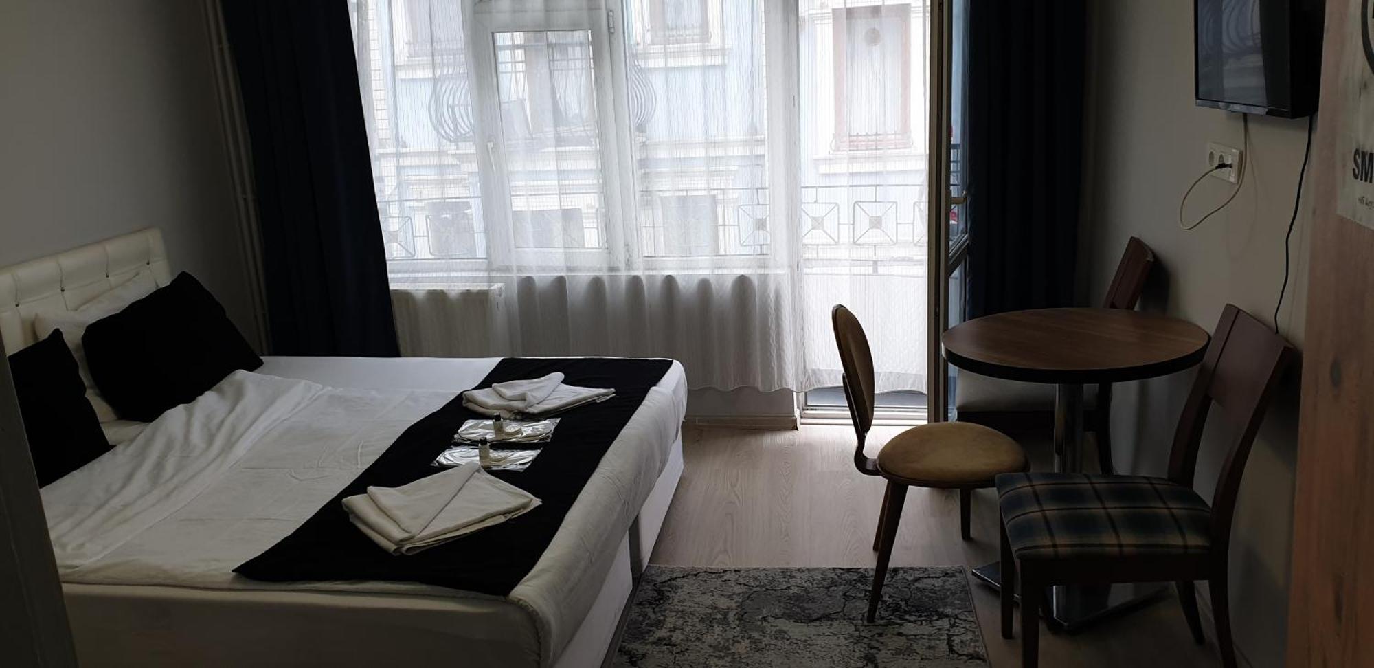 Taksim Millennium Suit Hotel Istanbul Exterior photo